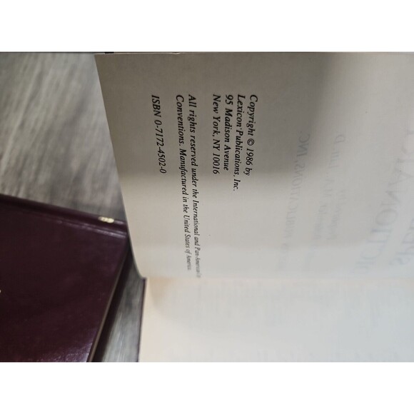 The New Websters 1986 & 1987 Dictionary, Thesaurus, Factfinder, Spelling - Picture 7 of 9